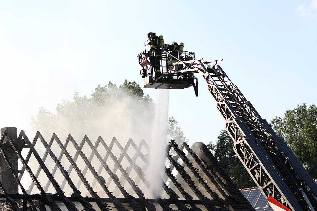 Weidenbach: Scheune gerät in Brand – hoher Schaden