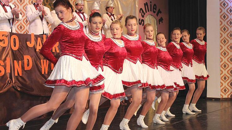 Die Garde brachte Schwung in den Saal des Rudolf-Winkler-Hauses. Foto: Ralf Naumann