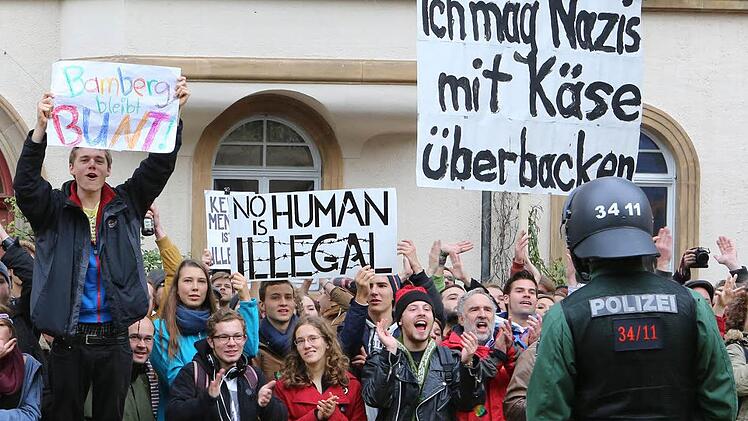 Viel Polizei, viele Emotionen: Die Demo gegen Rechts im Oktober 2014 hatte am Mittwoch noch das Amtsgericht Bamberg beschäftigt.  Foto: Barbara Herbst/Archiv