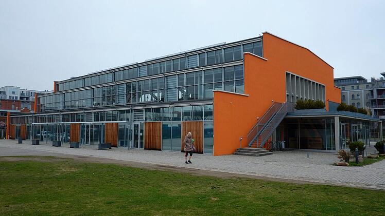 Die "Grüne Halle" in Fürth wird zum Schauplatz des Erdogan-Volksentscheids. Foto: Nikolas Pelke