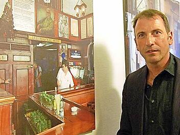 Im August 2008 stellte Frank Schulz seine Kuba-Fotos, die er dort während einer 14-tägigen Reise aufgenommen hatte, in Neustadt aus. Die Kuba-Fotos hat seine Schwester bekommen. Foto: CT-Archiv / Diana Klose