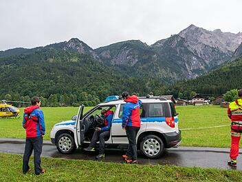 Tragischer Unfall: Wanderer aus Rheinland-Pfalz in Bayern in den Tod gest&uuml;rzt