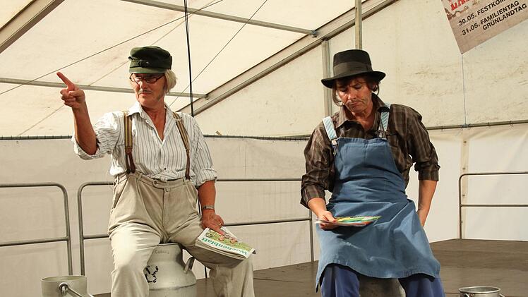 Der Bauernverband blickte in seinem Theaterstück auf die Gründungszeiten des Bauernverbandes und der Landjugend zurück. Foto: Michael Stelzner