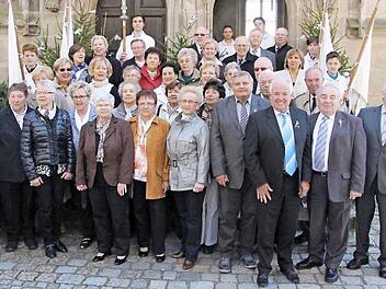 Sie feierten vor 65 Jahren Erstkommunion Fotos: Rainer Glissnik
