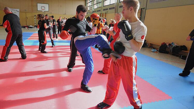 Beim Kampfsport-Training in Rannungen. Foto: Hopf