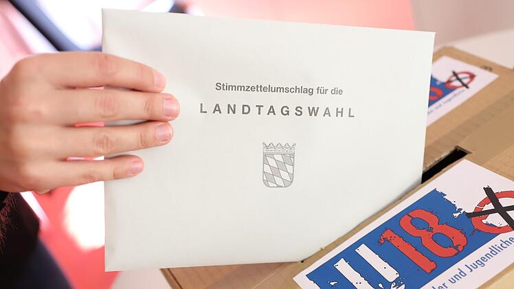 Noch nicht volljährig und doch schon Wähler: Die Jugendwahl macht's möglich, dass auch die Jüngeren ihre Meinung an der Wahlurne ausdrücken können.Marian Hamacher