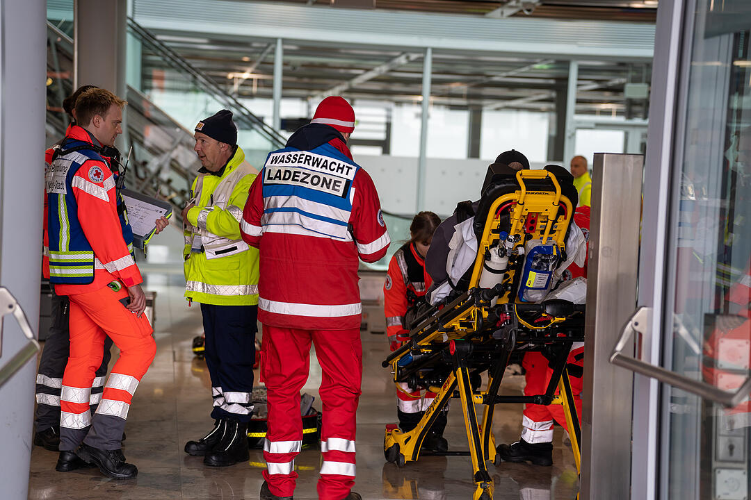Großübung am Nürnberger Flughafen