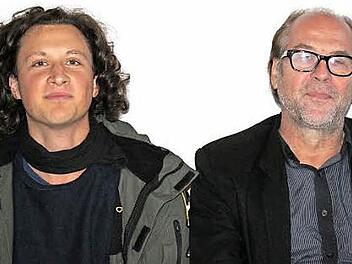 Joshua Gross (l.) und Bernd Flessner lasen in Uehlfeld. Foto: privat