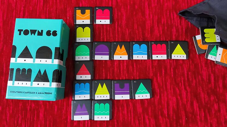 Spiele Test Town 66: Das minimalistische Städtebau-Legespiel
