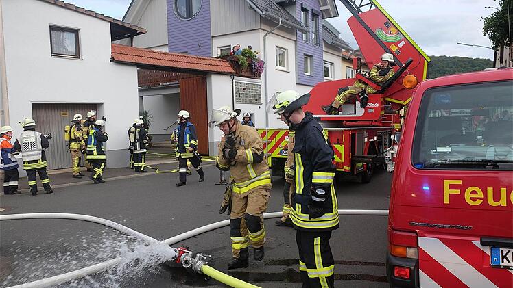 Die Herbstübung der Feuerwehr fand heuer in Westheim statt. Foto: Gerd Schaar