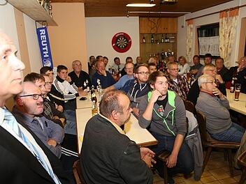 Blick in den Zuhörerraum bei der Bürgerversammlung in Wolfsberg Foto: Franz Galster