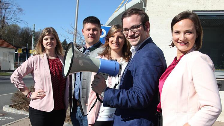Sie gehen mit Zuversicht in die Kommunalwahl (von links): Marie-Therese Wunder, Tobias Wicklein, Susanne Heinlein, Markus Oesterlein und Tina-Christin Rüger Veronika Schadeck