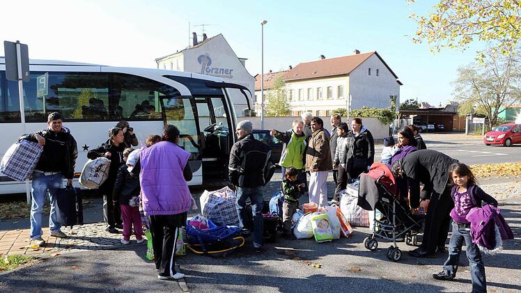 Am 31. Oktober kamen vier Roma-Familien aus Zirndorf in Bamberg an.  Foto: RiegerPress/Archiv