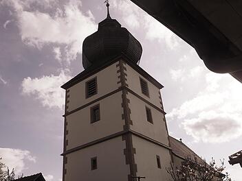 Die Dorfkirche in Dittlofsroda braucht ein neues Geläut. Foto: Gerd Schaar