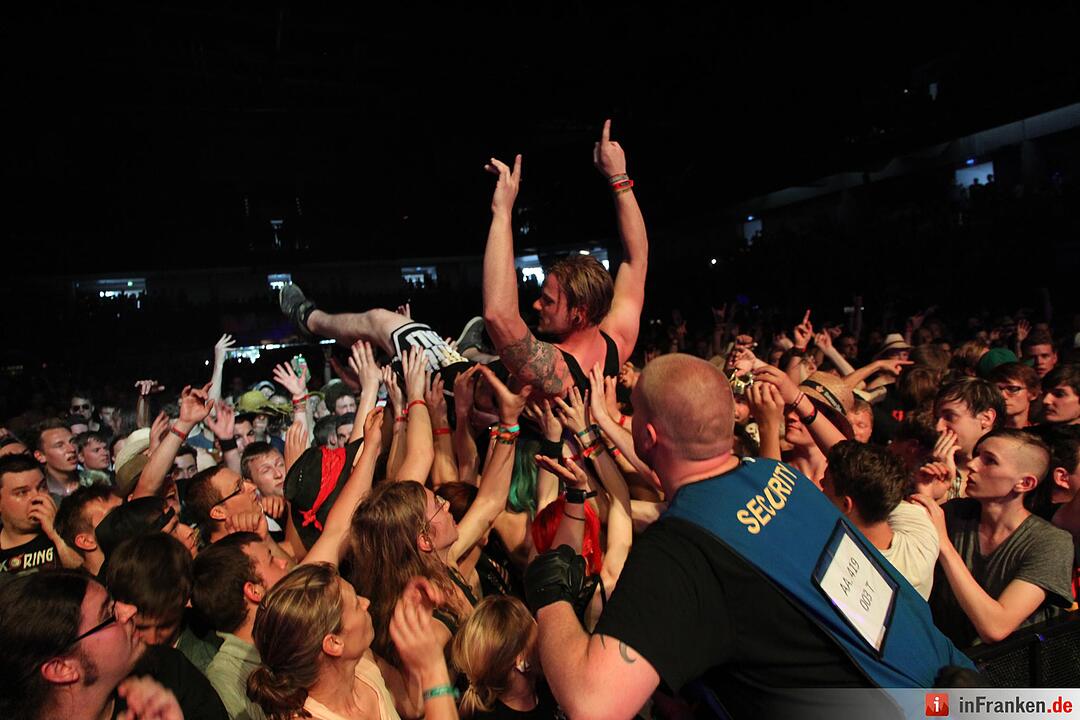 RIP15 - Skindred