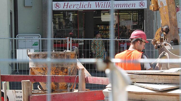 Die Baustelle in der Von-Hessing-Straße ist ein Faktor, der den Geschäftsleuten in der Stadt zusetzt. Foto: Benedikt Borst
