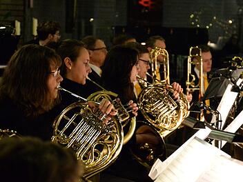 Die Bläserphilharmonie Forchheim in der Pfarrkirche Verklärung Christi Foto: Franka Struve