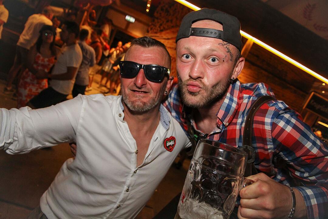 Frontal Party Pur feierte ihre Premiere bei der Bierwoche.