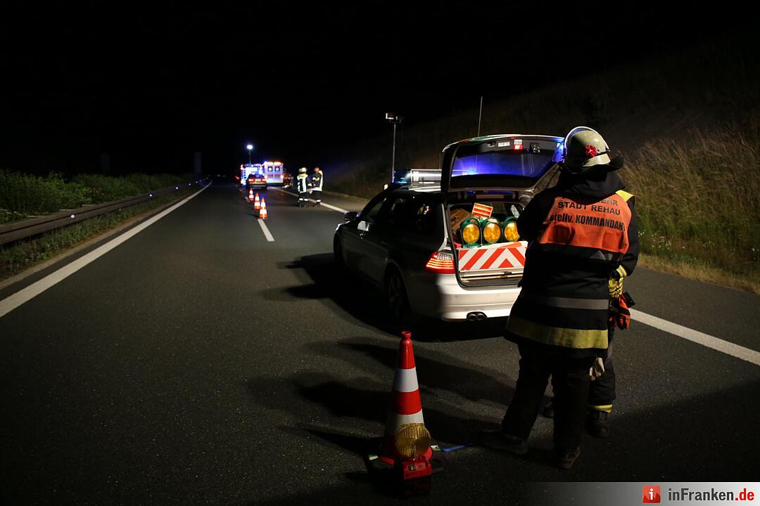 Fußgänger auf A93 von Lkw erfasst