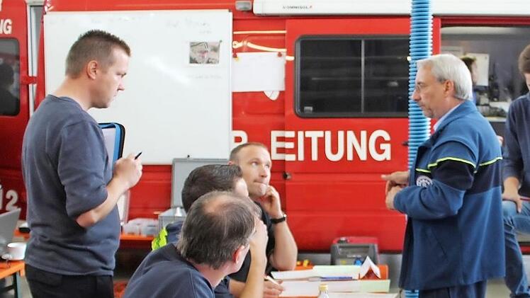 In der Bevölkerung bekam fast keiner etwas mit. Dabei wurde von den Führungskräften intensiv und angestrengt gearbeitet.  Foto: Stefan Brunner
