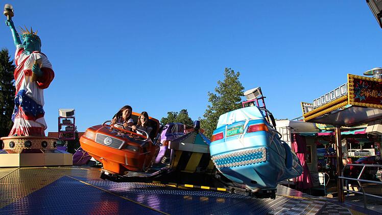 Wild wird's wie immer bei den Fahrgesch&auml;ften.  Andreas Dorsch