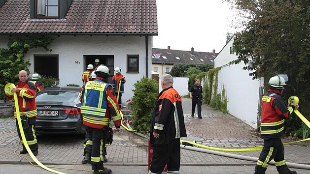Wegen dem Rauch ist das Haus derzeit nicht bewohnbar. Foto: NEWS5 / Friedrich