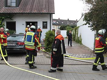 Wegen dem Rauch ist das Haus derzeit nicht bewohnbar. Foto: NEWS5 / Friedrich