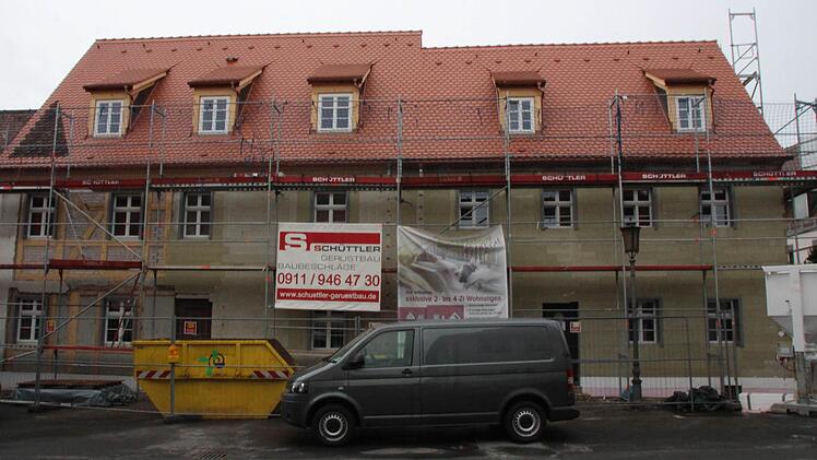 Rathausplatz Nr. 5 und 7 in Baiersdorf heute. Foto: Memmel