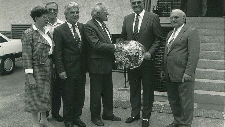 Ein großer Tag: Die Nominierung von Karl Zeitler zum Landratskandidaten der SPD im Jahr 1989. Von links: Roswitha Friedrich, Heinz Köhler, Walter Knauer, der damalige Coburger Landrat Helmut Knauer und Egbert Friedrich.