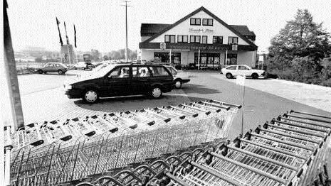Abschnitt 3: Der einstige Tengelmann-Markt (Foto von 1991), zuletzt als Edeka genutzt