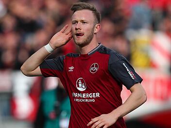 Cedric Teuchert stürmt künftig in der 1. Bundesliga. Allerdings geht der Coburger nicht mehr für den 1. FC Nürnberg, sondern für Schalke 04 auf Torejagd.dpa