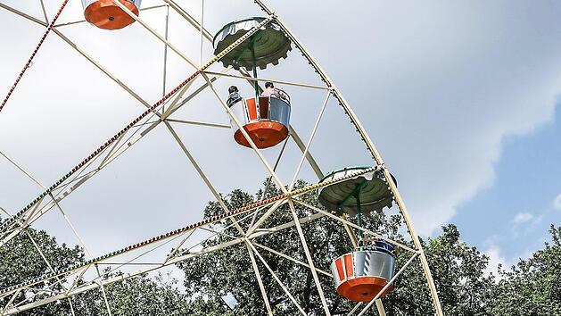 Das Forchheimer B&uuml;rgerforum wirbt daf&uuml;r, das Riesenrad nicht nur w&auml;hrend des Annafestes, sondern auch bei einem Weihnachtsmarkt im Kellerwald aufzubauen.  Foto: Barbara Herbst