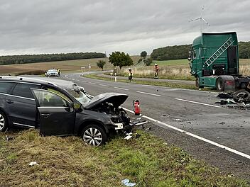 Frontalcrash mit Lkw auf der B19