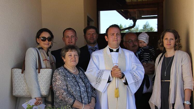 Tobias Fehn mit Bekannten und Verwandten. Foto: Veronika Schadeck