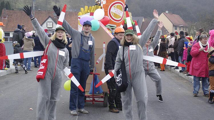 Faschingszug in Aura. Foto: Winfried Ehling