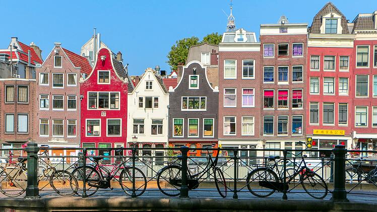 Ein beliebtes Fotomotiv sind die historischen Kanäle in Amsterdam.