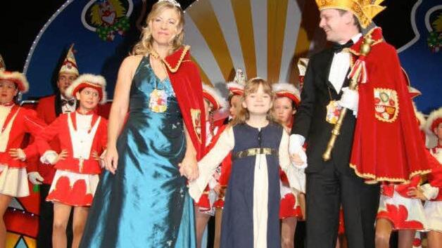 Das Prinzenpaar Prinz Andreas I. und ihre Lieblichkeit Prinzessin Silke I. hatten zur Feier des Tages Tochter Sophia mitgebracht.