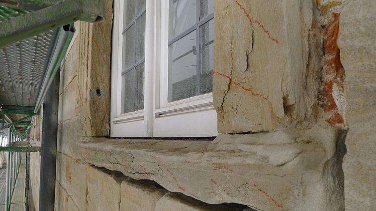 ... an der Fassade ...