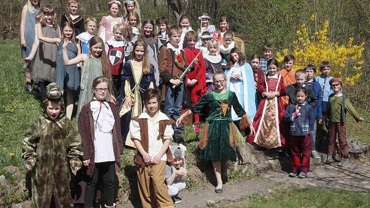 Die Grundschule Ketschendorf gestaltet am 16. Juli den Abschluss des Festivals mit der Eigenproduktion "Eine Nibelungensage".Foto: privat