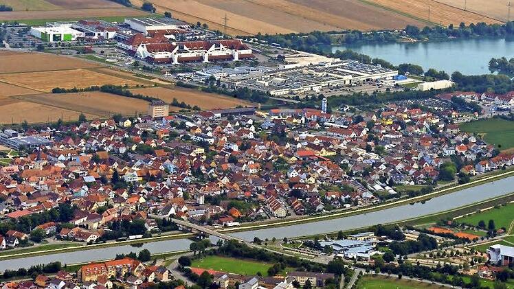 Hirschaids Antrag auf Anerkennung als Mittelzentrum ist abgelehnt worden. Das sorgt für Dissonanzen. Foto: Ronald Rinklef
