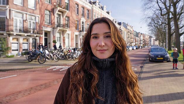 Zeina wurde heimlich gefilmt. In der "team.recherche"-Doku schildert sie, wie sie sich wehrte.