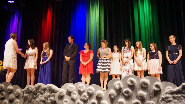 Die Klasse FKI 11 Mit Klassenlehrerin Anna Baumann.Heike Sch&uuml;lein