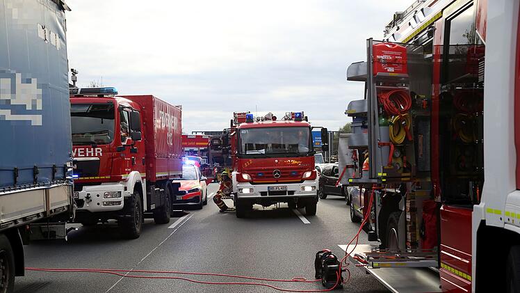 Lkw-Unfall bei H&ouml;sbach