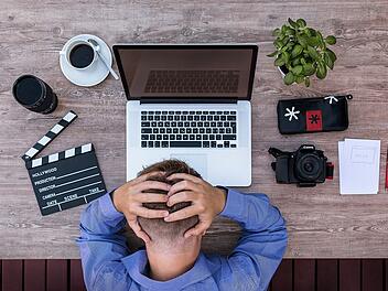 Arbeitsbedingungen können Stress machen – die Kündigung ist dann der letzte Ausweg.