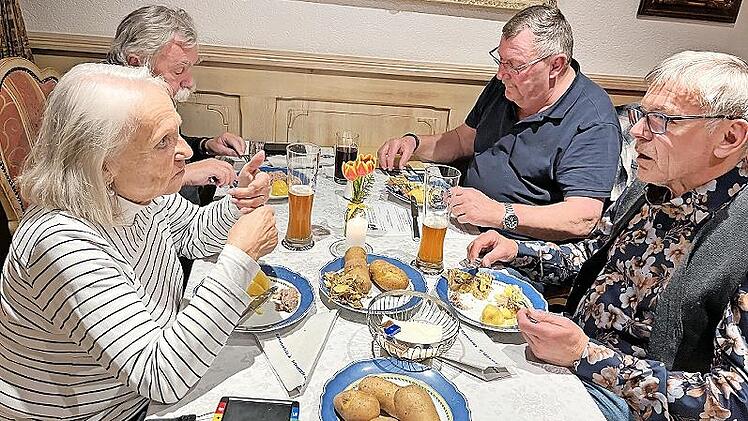 Das H&auml;ckerle schmeckt.