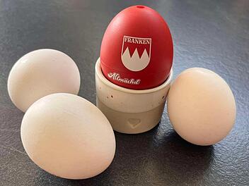 piep-ei-mit-eiern.jpg
