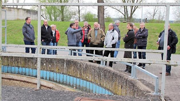 Die Hochlastfaulung soll auf dem Gel&auml;nde der Kl&auml;ranlage errichtet werden.  Foto: Andreas Dorsch/Archiv