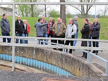 Die Hochlastfaulung soll auf dem Gelände der Kläranlage errichtet werden.  Foto: Andreas Dorsch/Archiv