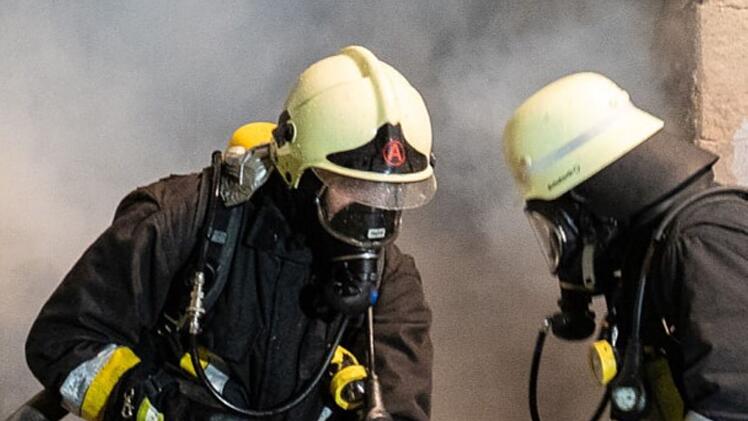 Hemhofen: Feuerwehr wird zu Brand alarmiert - und findet Mann tot in Wohnung auf