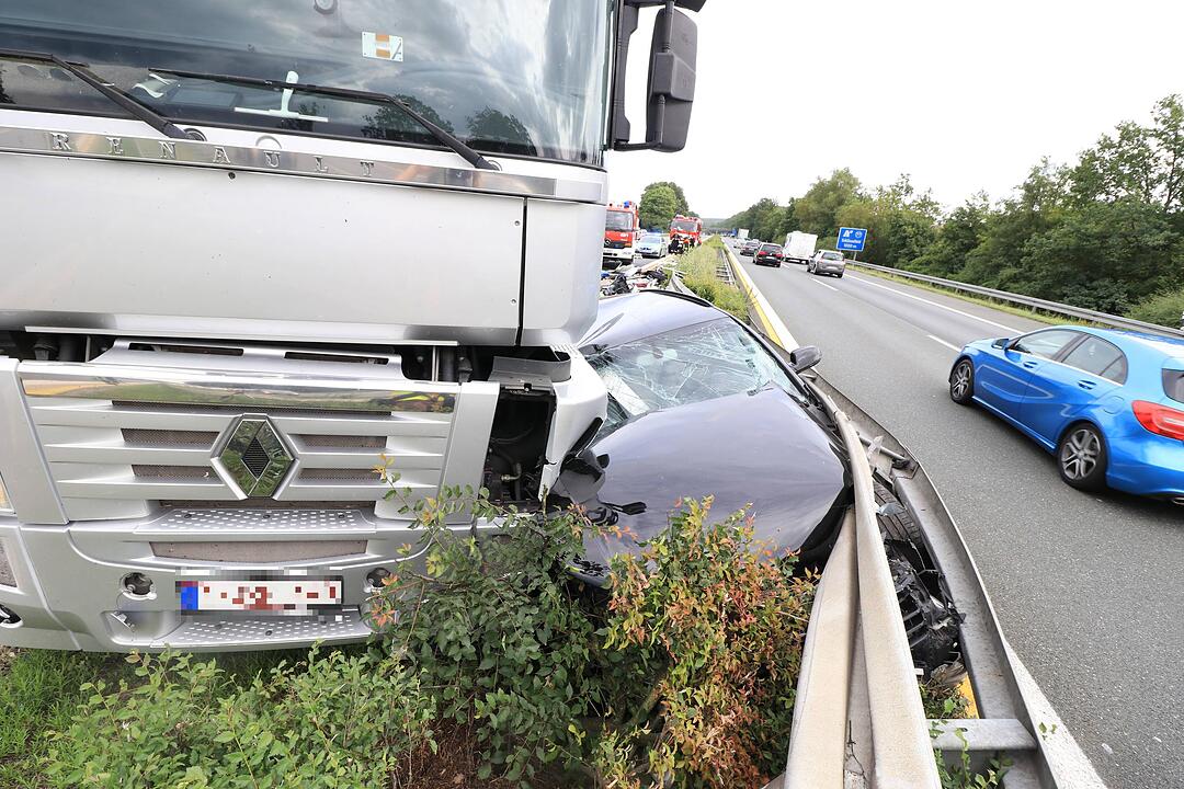 Furchtbares Unglück: Wohnmobil-Fahrer stirbt auf A3 bei Schlüsselfeld